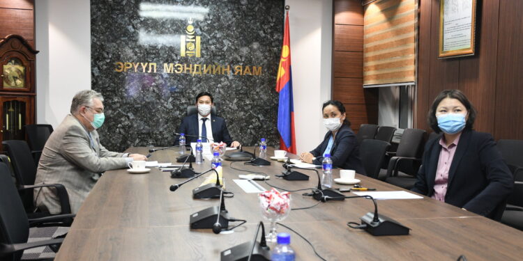 “Эрүүл мэндийн анхан шатны тусламж үйлчилгээ: Үзэл баримтлалыг үйл хэрэг болгох нь” арга хэмжээ цахимаар зохион байгуулагдлаа